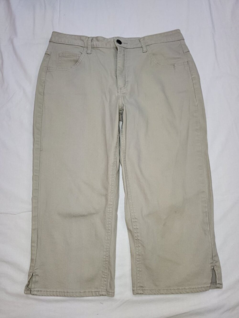 Riders by Lee Khaki Beige Stretch Denim Capri Pants - Picture 2 of 9